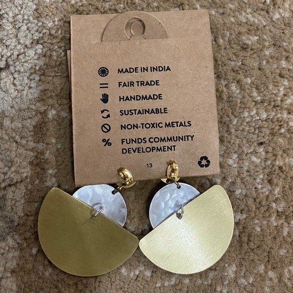 Earnings - Picture 2 of 4